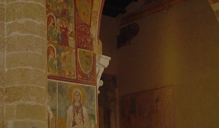 Chiesa di S. Maria del Casale, affreschi