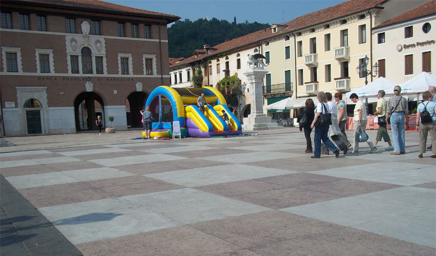 Piazza degli Scacchi