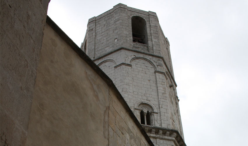 Santuario di San Michele Arcangelo, Torre Angioina