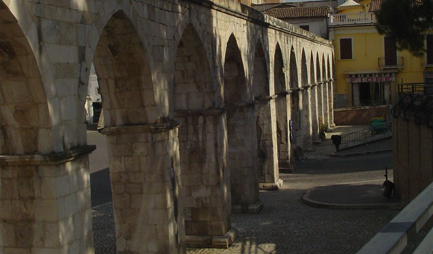 Acquedotto medievale